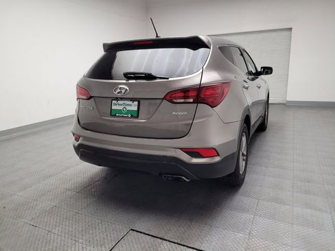 Used 2018 Hyundai Santa Fe Sport image 7