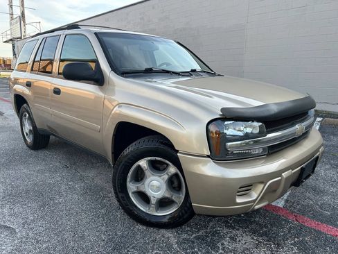 Used 2006 Chevrolet TrailBlazer LS w/ LS Preferred Equipment Group AWD/4WD image 1