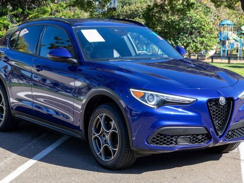 Used 2022 Alfa Romeo Stelvio Sprint image 4