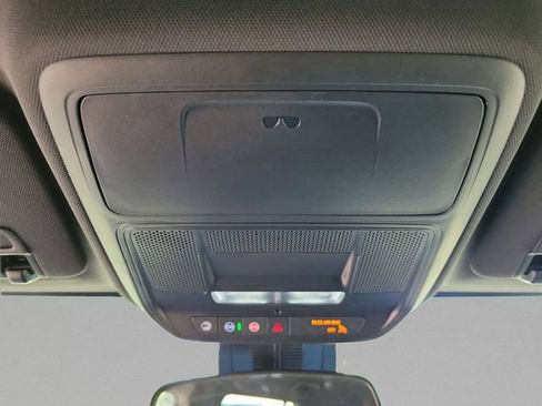 Used 2026 Chevrolet Equinox LT w/ Convenience Package II FWD image 35