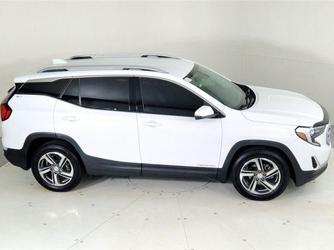 Used 2021 GMC Terrain SLT image 46
