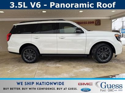 New 2026 Ford Expedition Platinum w/ Stealth Appearance Package