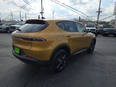 Used 2024 Dodge Hornet GT AWD/4WD image 6