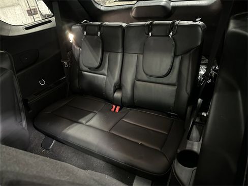 Used 2025 Ford Explorer ST w/ Sun And Sound Package image 30