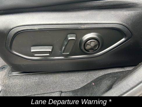 Certified 2022 Jeep Grand Cherokee L Laredo image 12