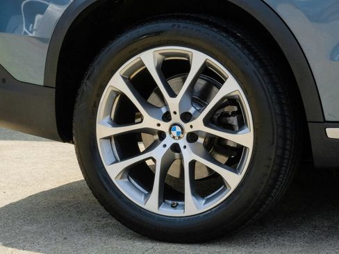 Used 2024 BMW X5 sDrive40i w/ Premium Package RWD image 66