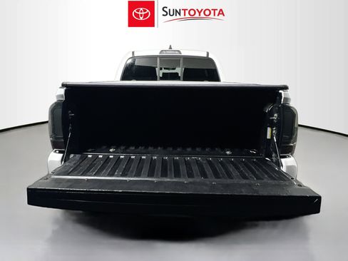 Used 2021 Toyota Tacoma SR w/ SR Convenience Package RWD image 32