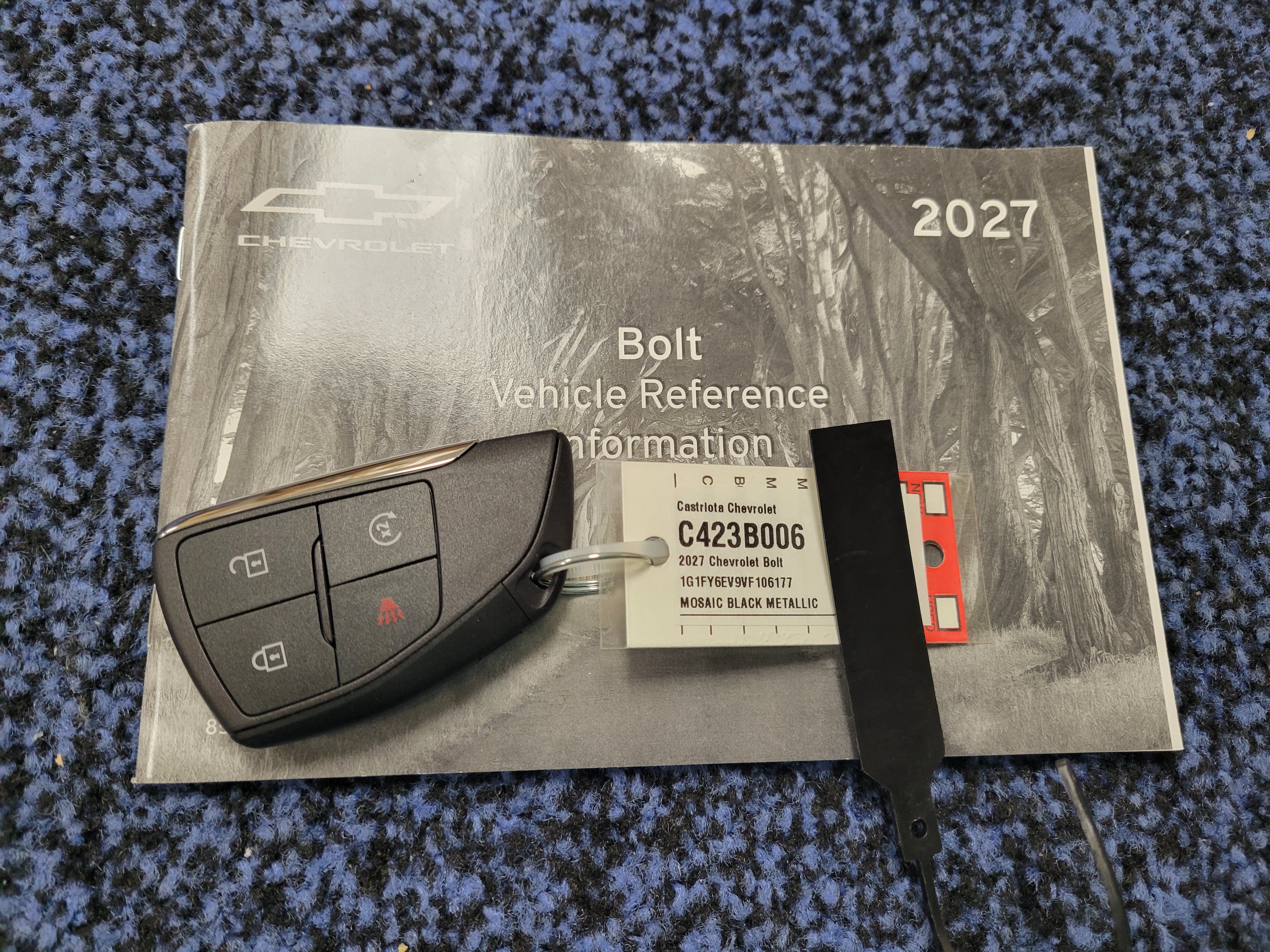 New 2027 Chevrolet Bolt LT w/ Comfort Package FWD image 40