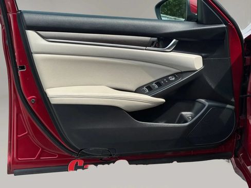 Used 2019 Honda Accord LX image 11