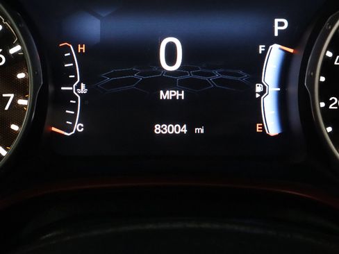 Used 2020 Jeep Compass Trailhawk image 30