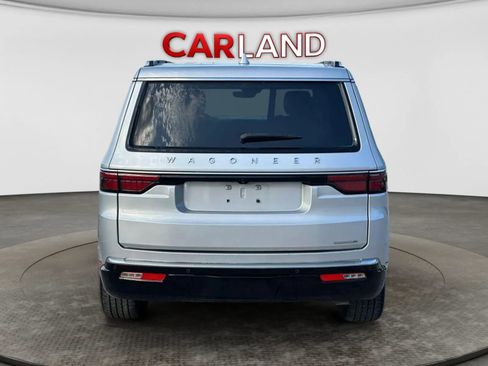 Used 2022 Jeep Wagoneer Series III w/ Flexible Seating Group RWD image 5