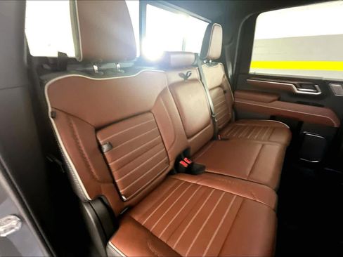 Certified 2025 GMC Sierra 2500 Denali Ultimate w/ Max Trailering Package AWD/4WD image 20