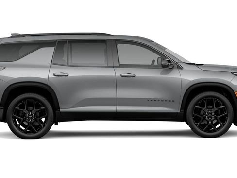 New 2026 Chevrolet Traverse RS w/ LPO, Floor Liner Package AWD/4WD image 3
