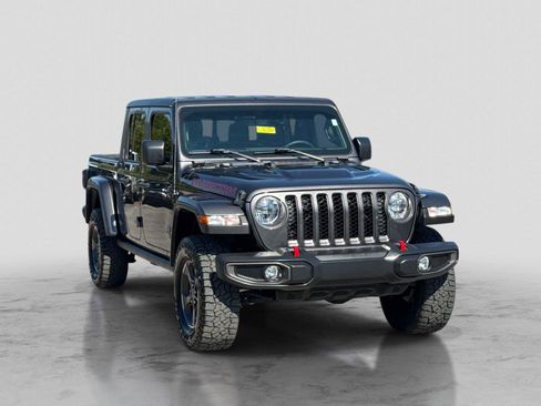 Certified 2023 Jeep Gladiator Rubicon w/ Cold Weather Group AWD/4WD image 3