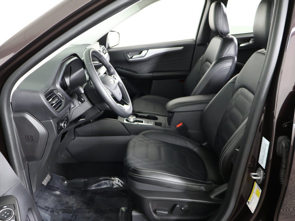 Used 2023 Ford Escape Platinum w/ Premium Technology Package AWD/4WD image 33