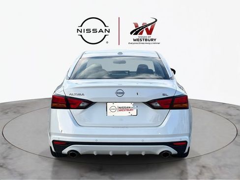 Certified 2025 Nissan Altima 2.5 SL FWD image 6