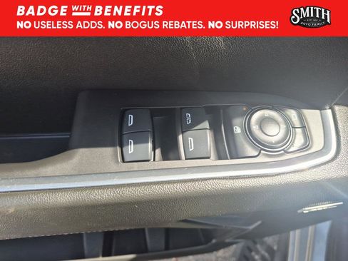 Used 2025 Chevrolet Silverado 1500 LT Trail Boss w/ Convenience Package II AWD/4WD image 17