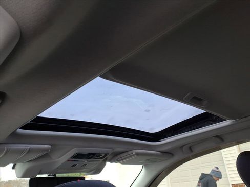 Used 2017 Subaru Forester 2.5i Touring image 13