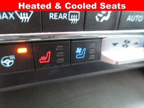 Used 2024 Ford F350 Platinum w/ Tremor Off-Road Package AWD/4WD image 17