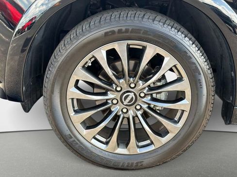 Used 2023 Nissan Armada Platinum w/ Captain's Chairs Package RWD image 10