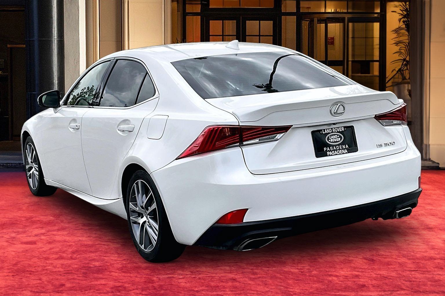 Used 2019 Lexus IS 300 RWD image 11