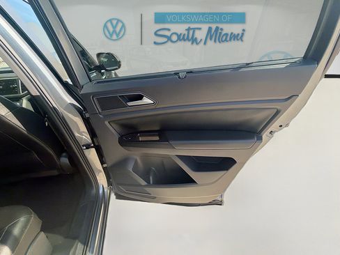 Used 2019 Volkswagen Atlas SE image 30