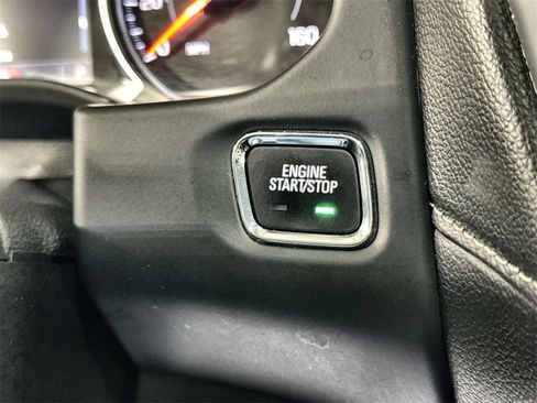 Used 2023 GMC Acadia SLT image 24