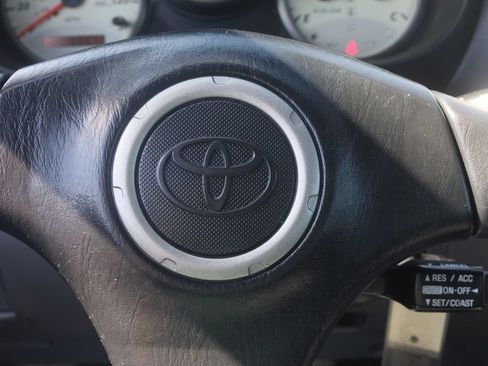 Used 2003 Toyota RAV4 4WD image 21
