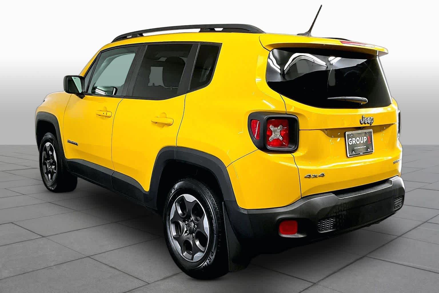 Used 2017 Jeep Renegade Sport w/ Power & Air Group AWD/4WD image 12