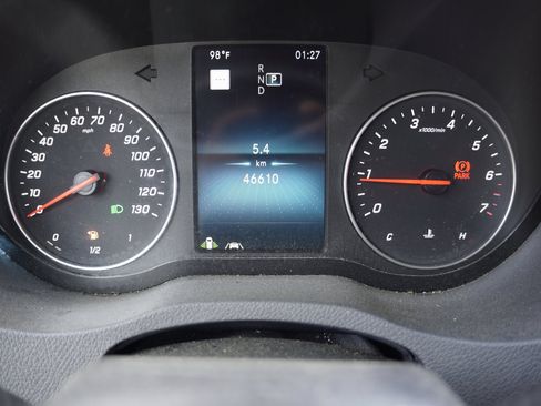 Used 2021 Mercedes-Benz Sprinter 2500 image 23