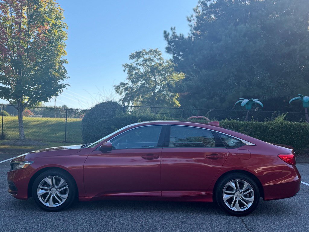 Used 2018 Honda Accord LX image 2