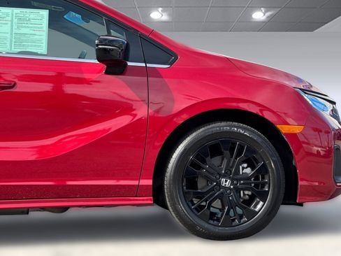 Used 2025 Honda Odyssey Sport-L image 35