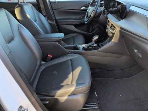 Used 2024 Buick Encore GX Sport Touring image 29