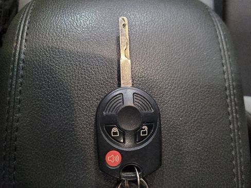 Used 2016 Ford Escape S FWD image 32