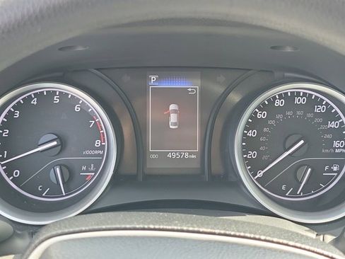 Used 2023 Toyota Camry LE image 32