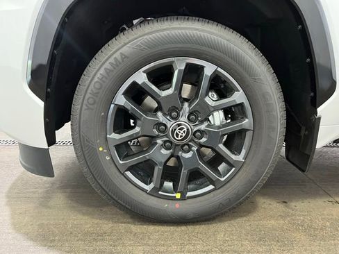 New 2026 Toyota Sequoia Platinum AWD/4WD image 26