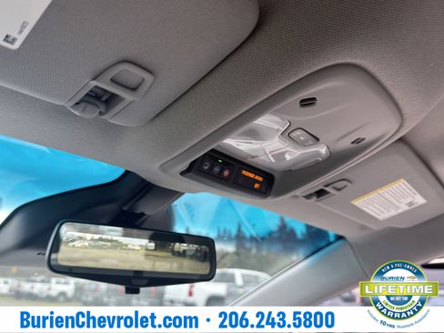 Used 2019 Chevrolet Bolt Premier w/ Infotainment Package image 14