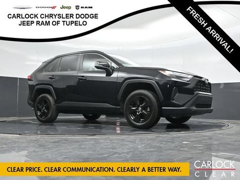 Used 2024 Toyota RAV4 XLE FWD image 61