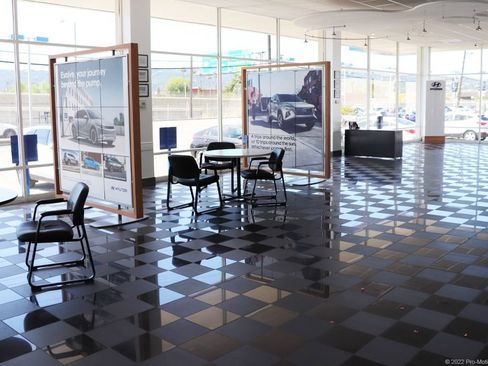 Certified 2024 Hyundai Venue SEL image 33