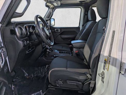 Used 2023 Jeep Gladiator Sport image 11