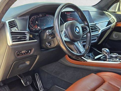 Used 2019 BMW X7 xDrive50i w/ M Sport Package AWD/4WD image 9