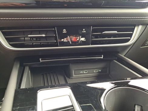 New 2026 Volkswagen Atlas Cross Sport SEL Premium R-Line image 18