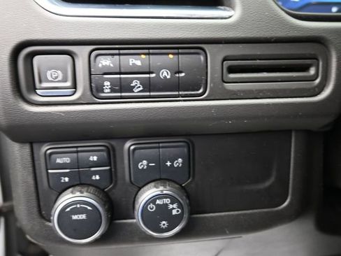 Used 2023 Chevrolet Tahoe Premier image 39
