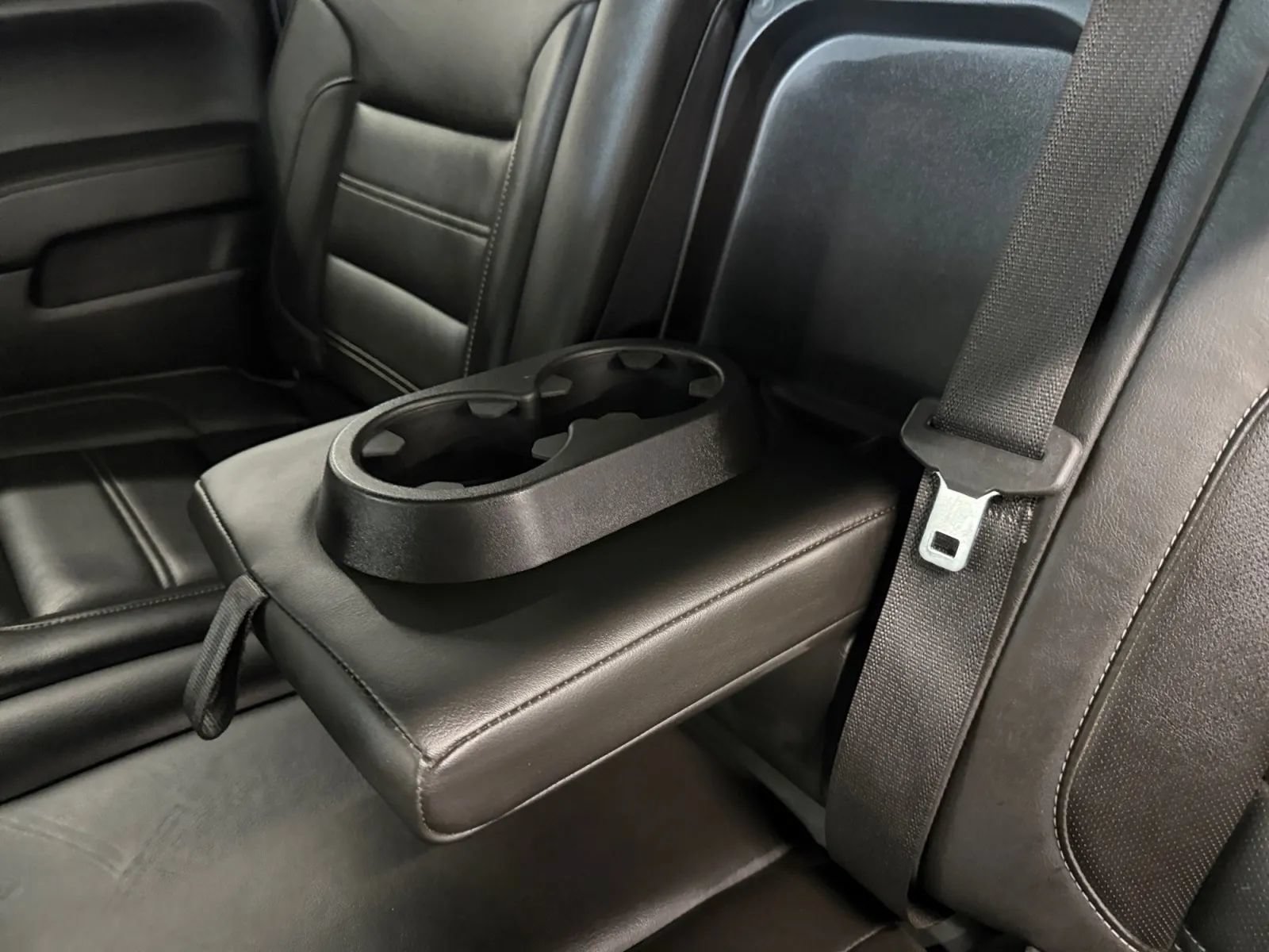 Used 2018 GMC Sierra 2500 Denali w/ Snow Plow Prep Package AWD/4WD image 27