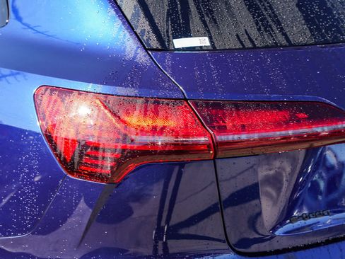 Used 2022 Audi e-tron Chronos w/ Chronos Package image 7