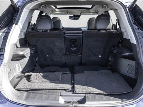 Used 2020 Nissan Rogue SL w/ Premium Package image 21