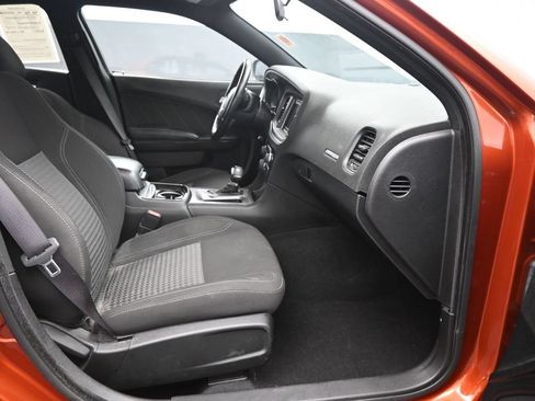 Used 2022 Dodge Charger SXT w/ Blacktop Package RWD image 17