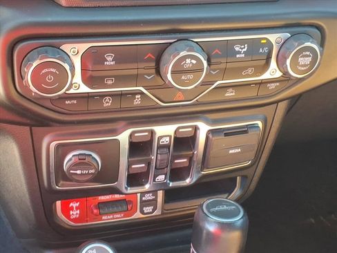 Used 2021 Jeep Gladiator Rubicon image 21