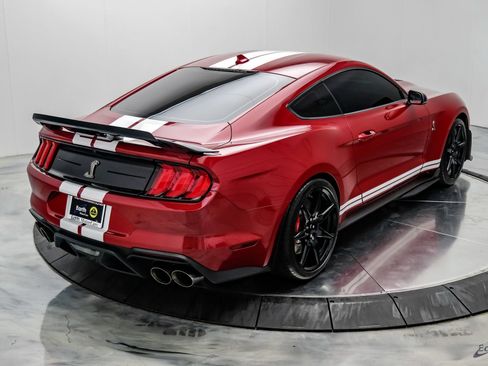 Used 2021 Ford Mustang Shelby GT500 w/ Carbon Fiber Handling Package RWD image 21