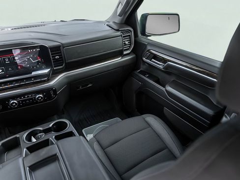 Used 2024 GMC Sierra 1500 Elevation RWD image 28